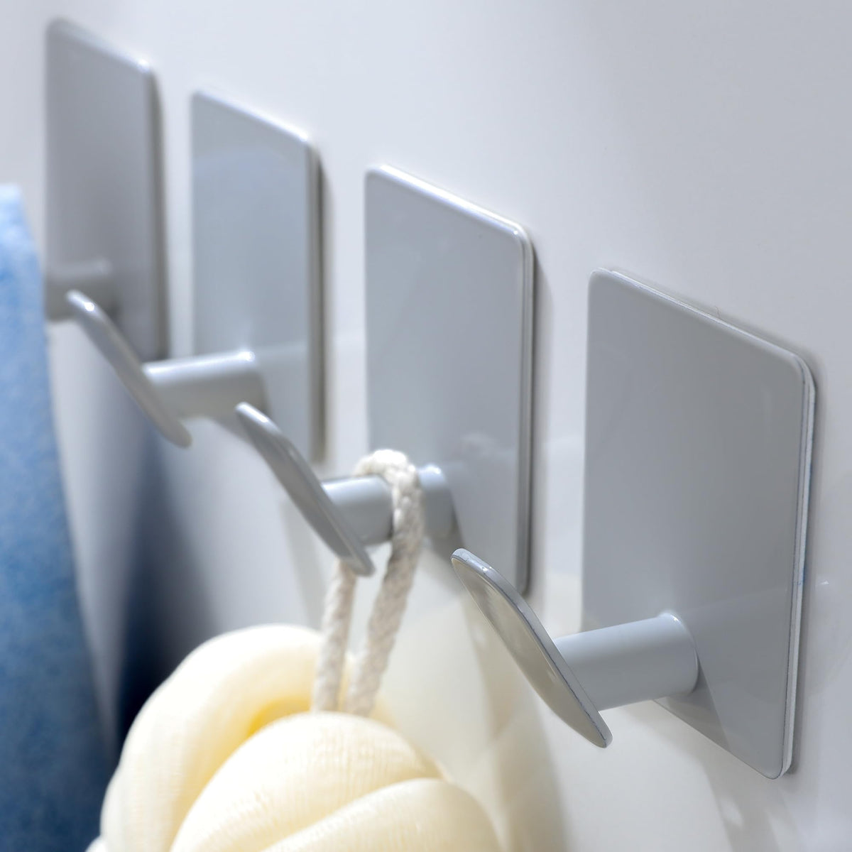 DELITON 26lb Heavy Duty Adhesive Towel Hooks, No-Damage 4 Pack Matte Black