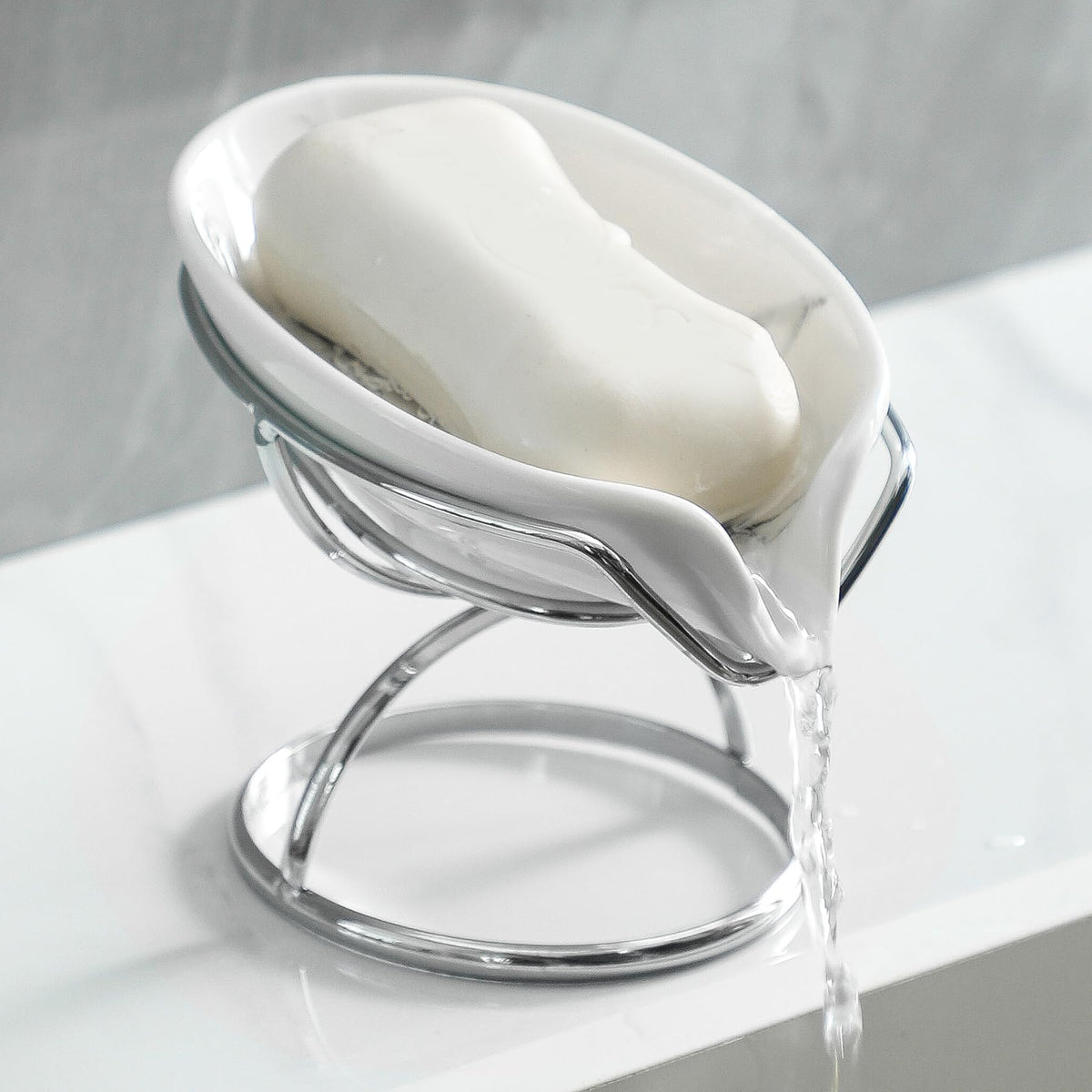 Dobbyby Leaf-Shaped Soap Dish – Ceramic Soap Bar Holder with Self-Drainage System – Bar Soap Holder for Shower, Bathroom Sink, Kitchen – Soap Dish with Stainless Steel Stand (White-Black-2 Pack)